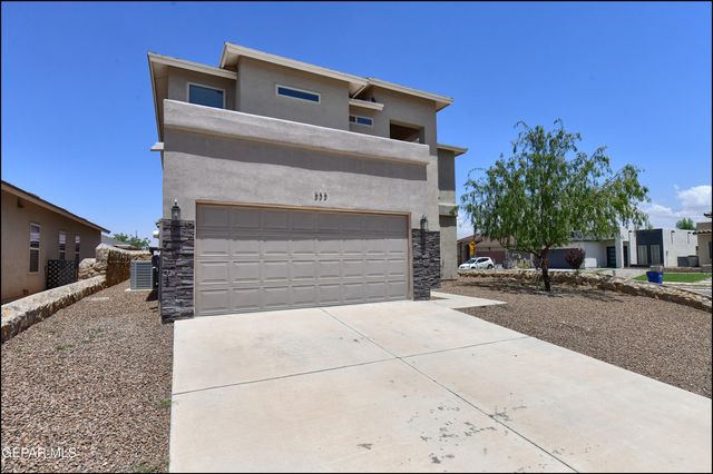 533 GINGER FRANCIS Lane, El Paso, TX 79938