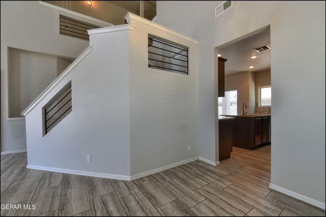 533 GINGER FRANCIS Lane, El Paso, TX 79938