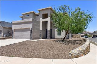 533 GINGER FRANCIS Lane, El Paso, TX 79938