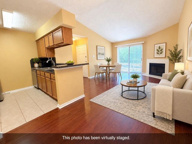 2120 El Paseo Street 510, Houston, TX 77054