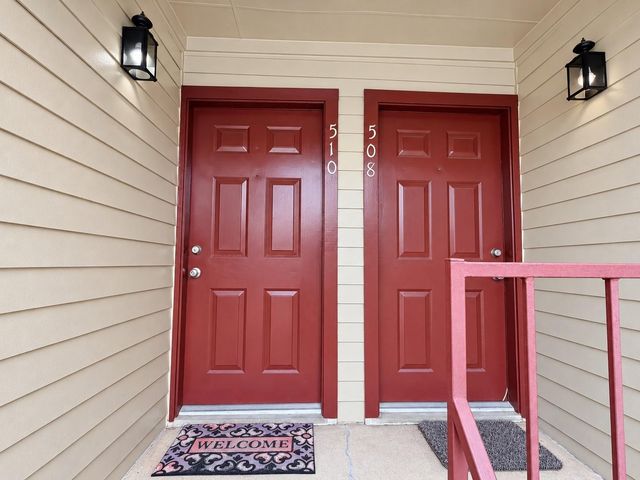 2120 El Paseo Street 510, Houston, TX 77054