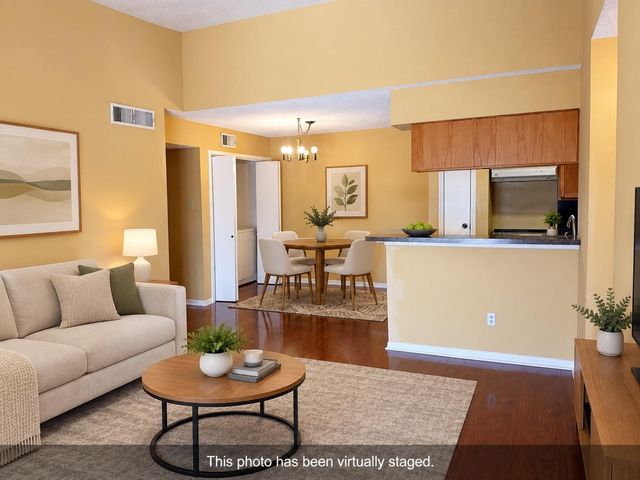 2120 El Paseo Street 510, Houston, TX 77054