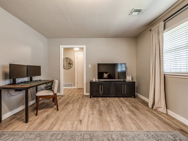 1616 Harned Drive, Bartlesville, OK 74006