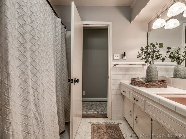 1616 Harned Drive, Bartlesville, OK 74006