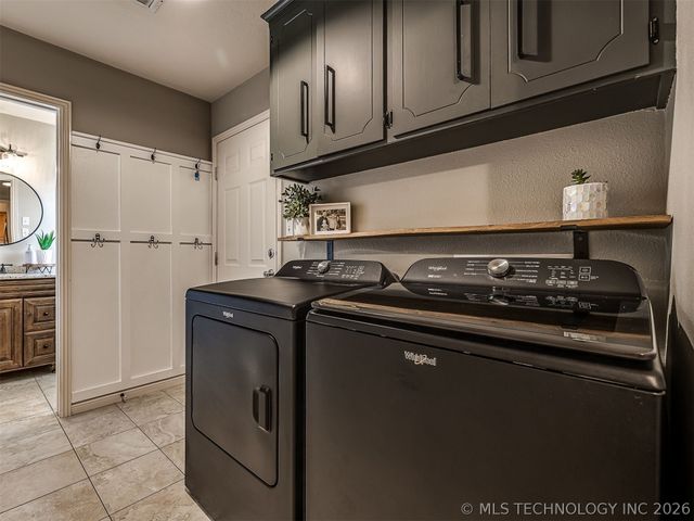 1616 Harned Drive, Bartlesville, OK 74006