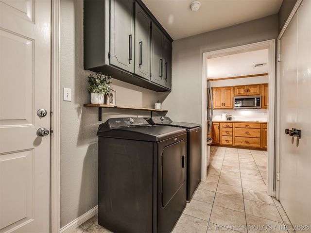 1616 Harned Drive, Bartlesville, OK 74006