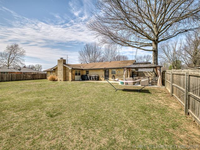 1616 Harned Drive, Bartlesville, OK 74006
