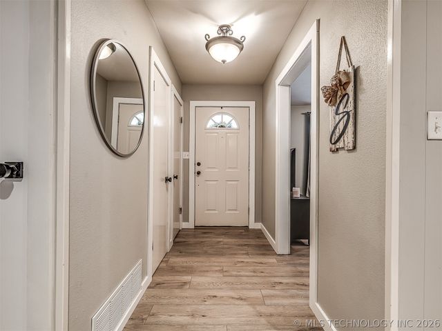 1616 Harned Drive, Bartlesville, OK 74006