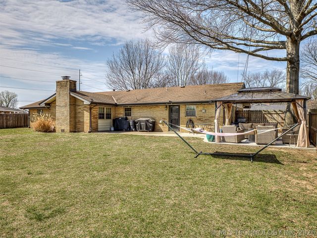 1616 Harned Drive, Bartlesville, OK 74006