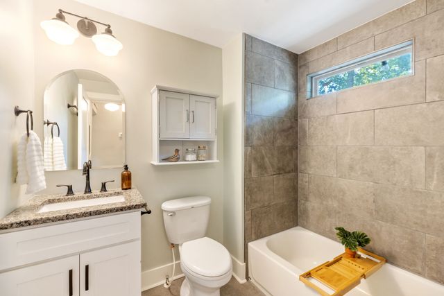 877 Carter St, Nashville, TN 37206