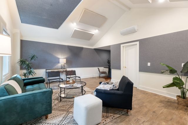877 Carter St, Nashville, TN 37206