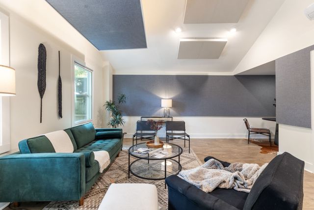 877 Carter St, Nashville, TN 37206