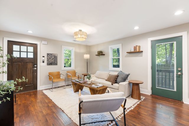 877 Carter St, Nashville, TN 37206