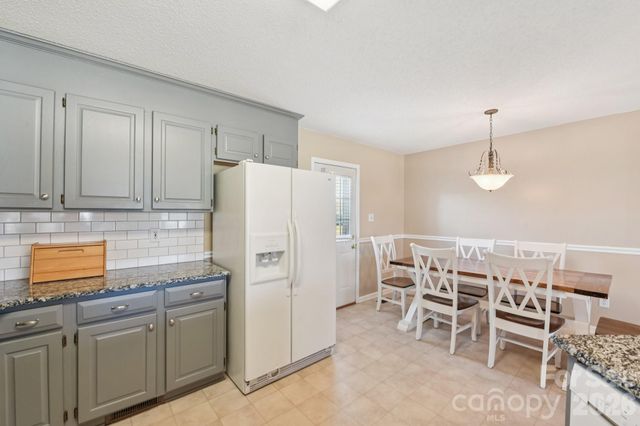 113 Rock Island Drive, Statesville, NC 28625