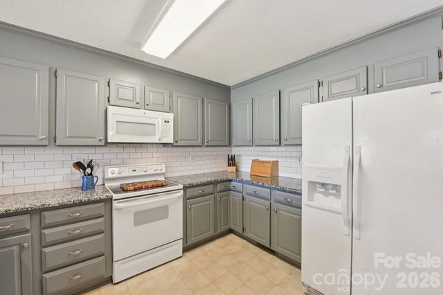 113 Rock Island Drive, Statesville, NC 28625