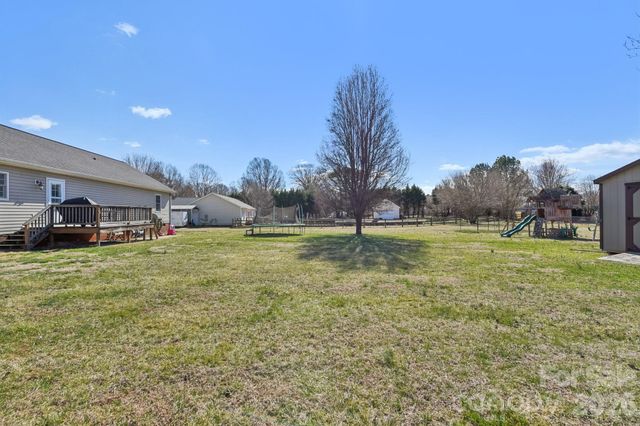 113 Rock Island Drive, Statesville, NC 28625