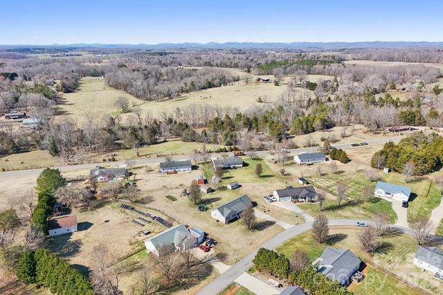 113 Rock Island Drive, Statesville, NC 28625