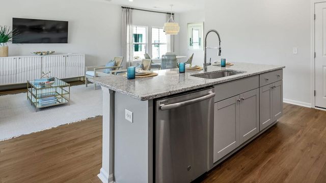 1004 Tea Time Drive, Summerville, SC 29485