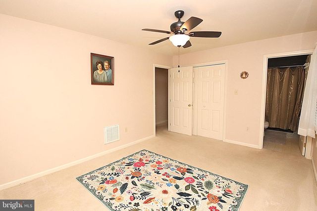 7 PLANTATION DR, Hagerstown, MD 21740