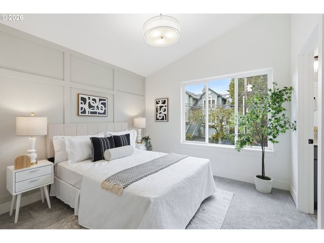 524 S TEXAS St, Portland, OR 97219