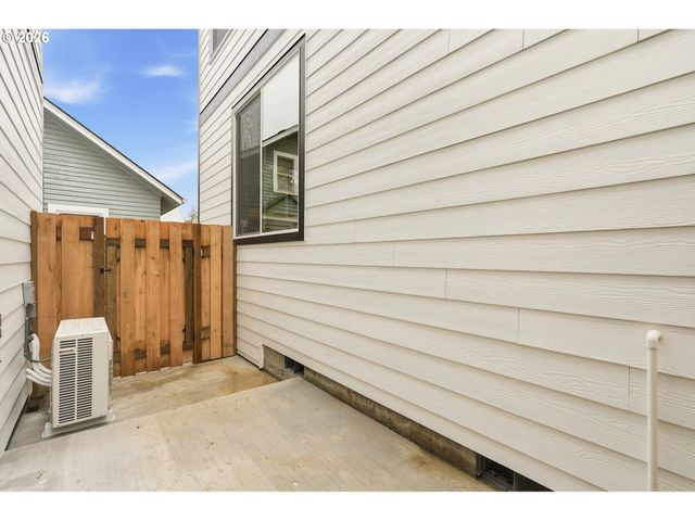 524 S TEXAS St, Portland, OR 97219