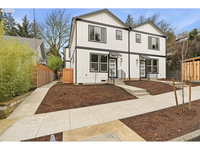 524 S TEXAS St, Portland, OR 97219