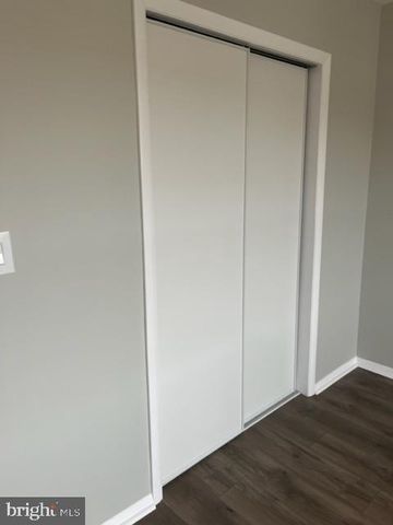 8-7 FLORENCE TOLLGATE PL, Florence, NJ 08518