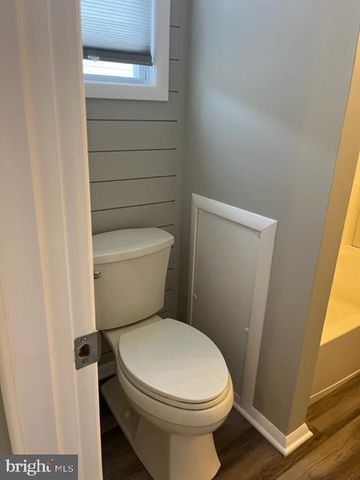 8-7 FLORENCE TOLLGATE PL, Florence, NJ 08518