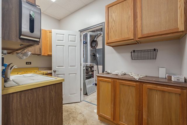 5547-5561 127th Street, Crestwood, IL 60418