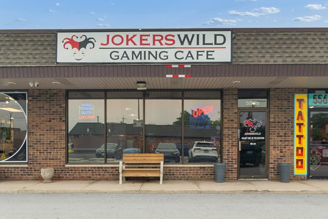 5547-5561 127th Street, Crestwood, IL 60418