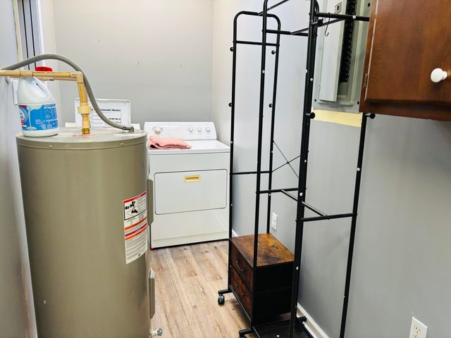 3879 E KY-80, Russell Springs, KY 42642