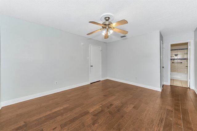 3015 Clover Lane, Euless, TX 76039