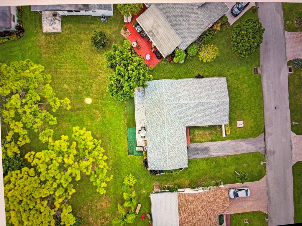 6309 Silver Moon Lane, Greenacres, FL 33463