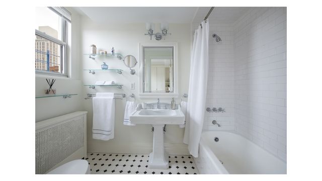 155 E 72nd St Apt 14C, New York City, NY 10021