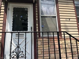 415 Lafayette St, Newark City, NJ 07105