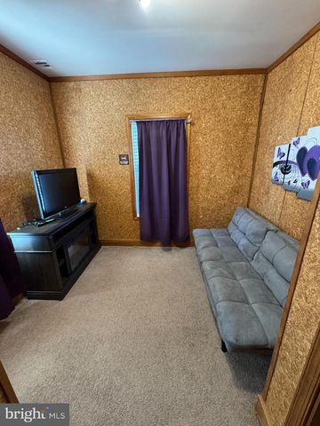 700 SCHILLER AVE, Hamilton, NJ 08610