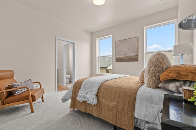 3934 SADDLEBACK LN, Cheyenne, WY 82001