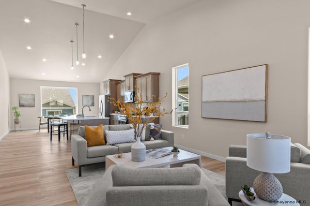 3934 SADDLEBACK LN, Cheyenne, WY 82001