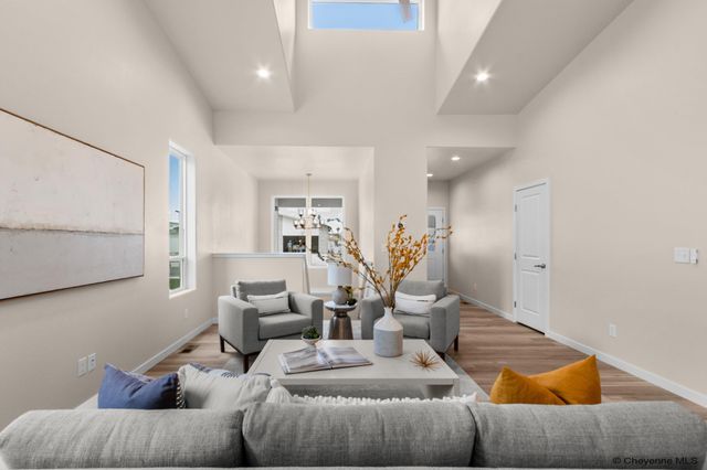 3934 SADDLEBACK LN, Cheyenne, WY 82001