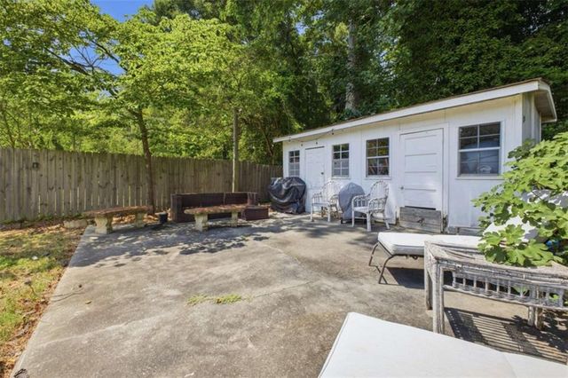 414 Robin Hood Road, Rome, GA 30161