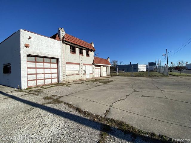 12901 Mack Avenue, Detroit, MI 48215