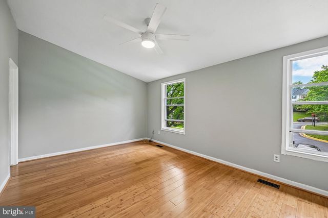 3619 AUTUMN GLEN CIR, Burtonsville, MD 20866