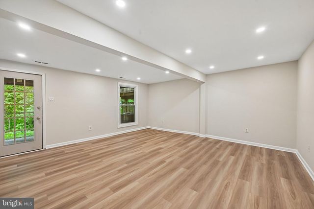 3619 AUTUMN GLEN CIR, Burtonsville, MD 20866