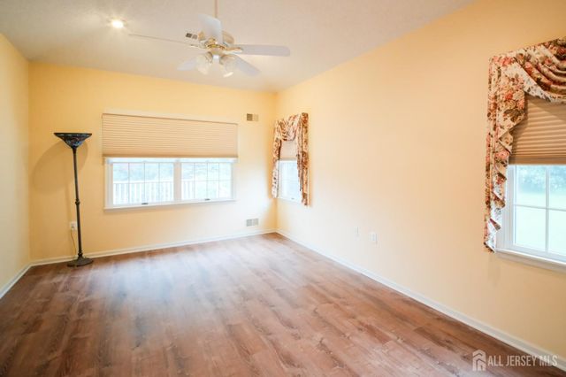 40 Sherwood Drive, Monroe, NJ 08831