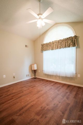 40 Sherwood Drive, Monroe, NJ 08831