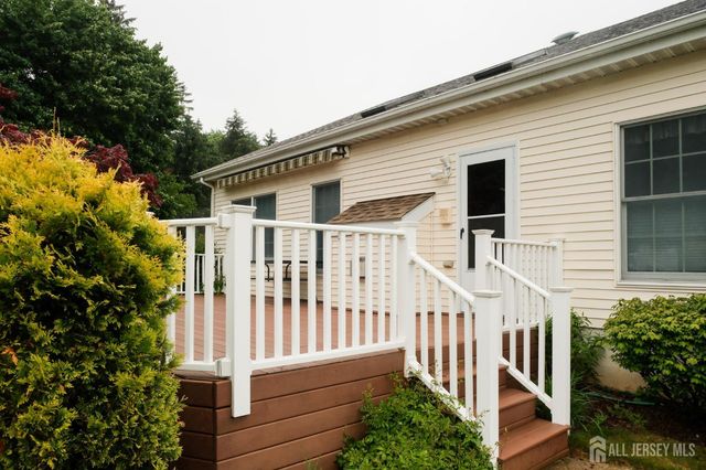 40 Sherwood Drive, Monroe, NJ 08831