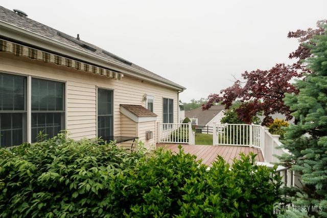 40 Sherwood Drive, Monroe, NJ 08831