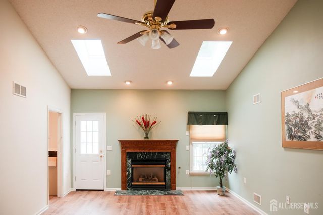 40 Sherwood Drive, Monroe, NJ 08831