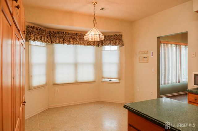 40 Sherwood Drive, Monroe, NJ 08831