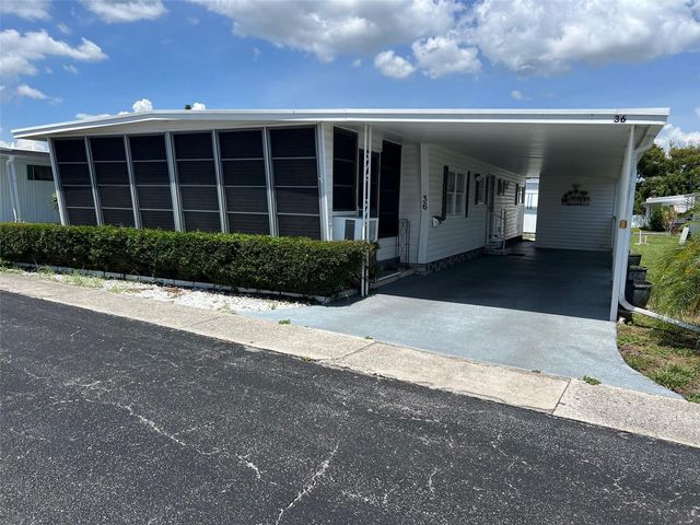 36 THATCH PALM STREET E, Largo, FL 33770